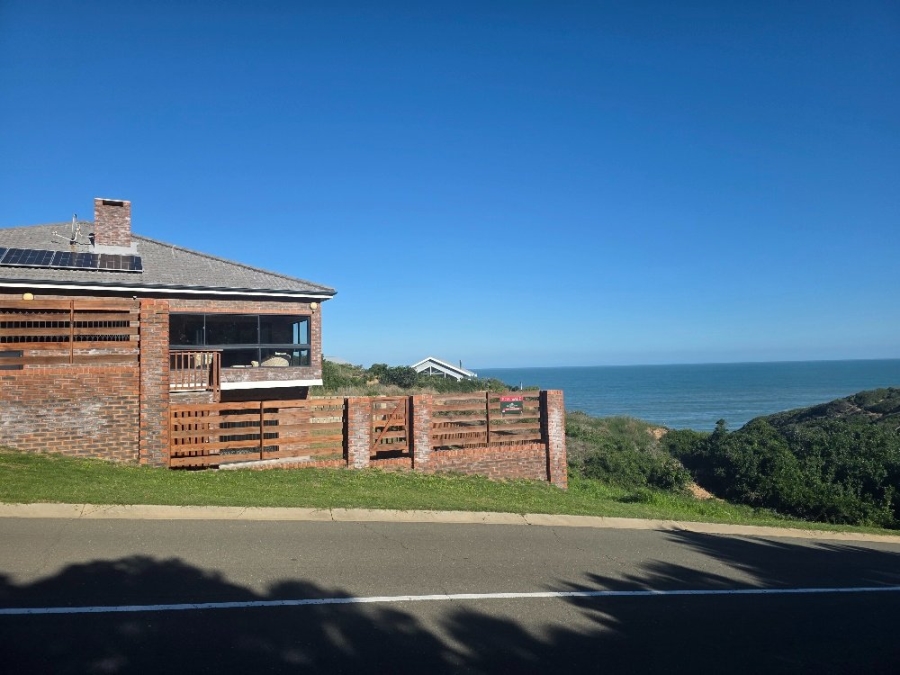 4 Bedroom Property for Sale in Dana Bay Western Cape